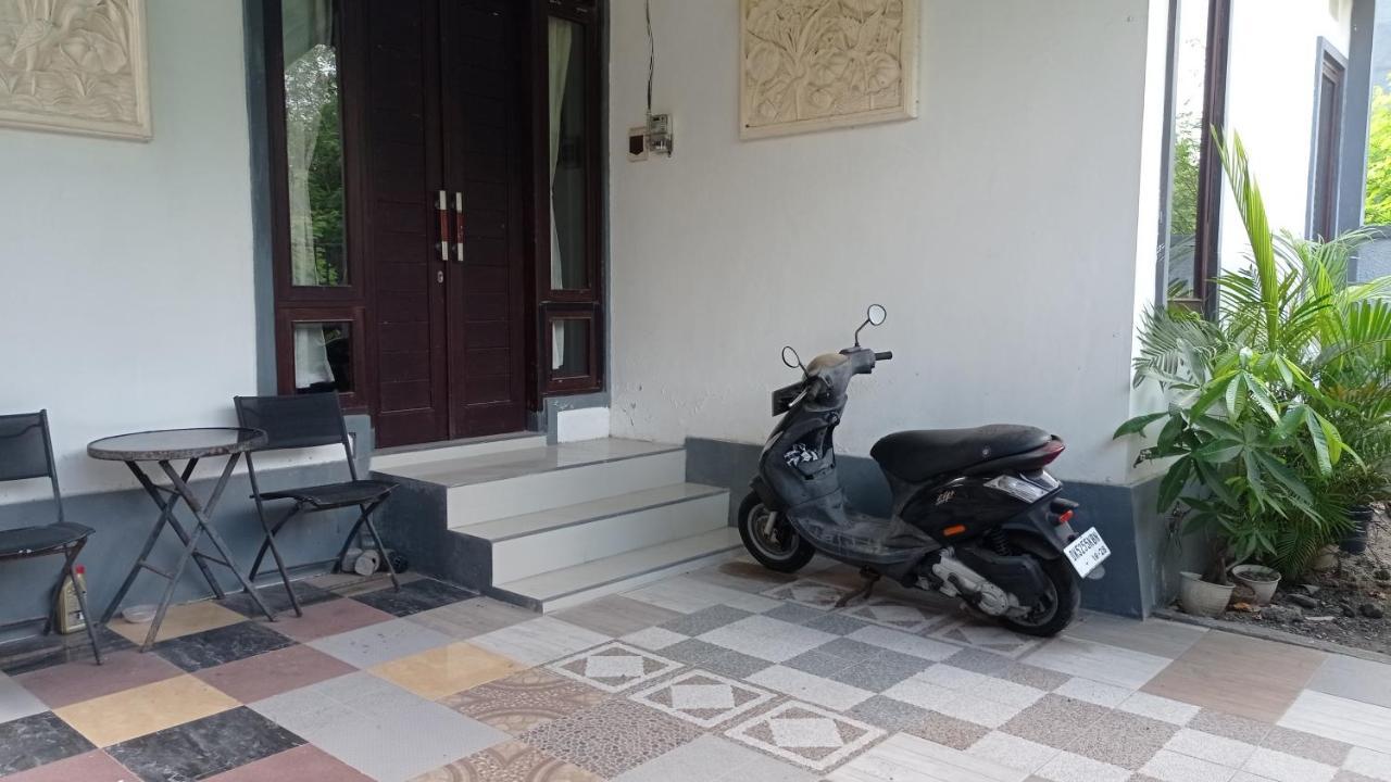 Neny'S Homestay Saba Exterior photo