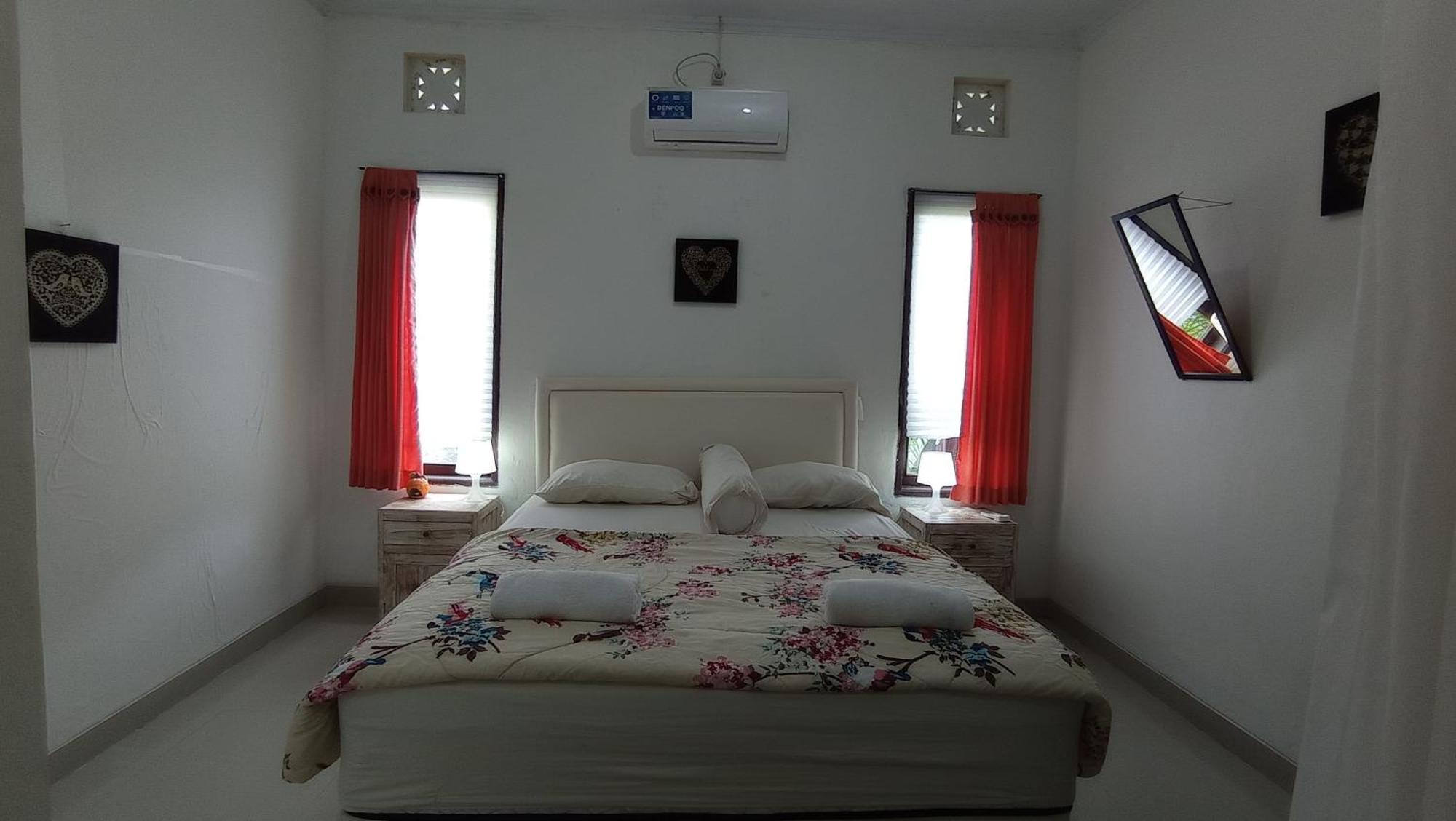 Neny'S Homestay Saba Exterior photo